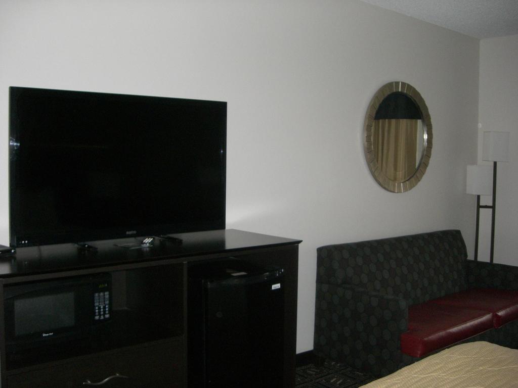 Quality Inn Brooklyn Center Exterior foto