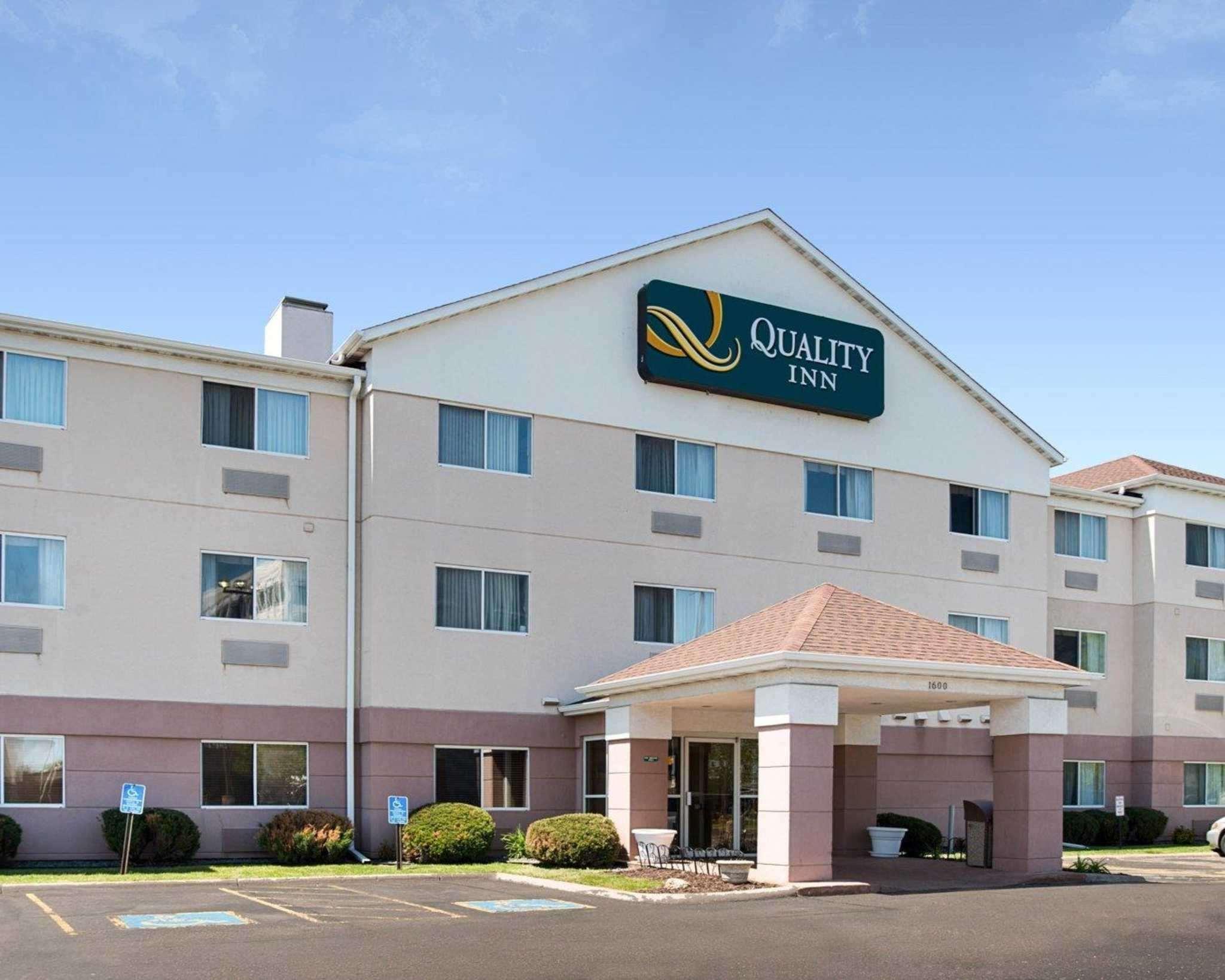 Quality Inn Brooklyn Center Exterior foto