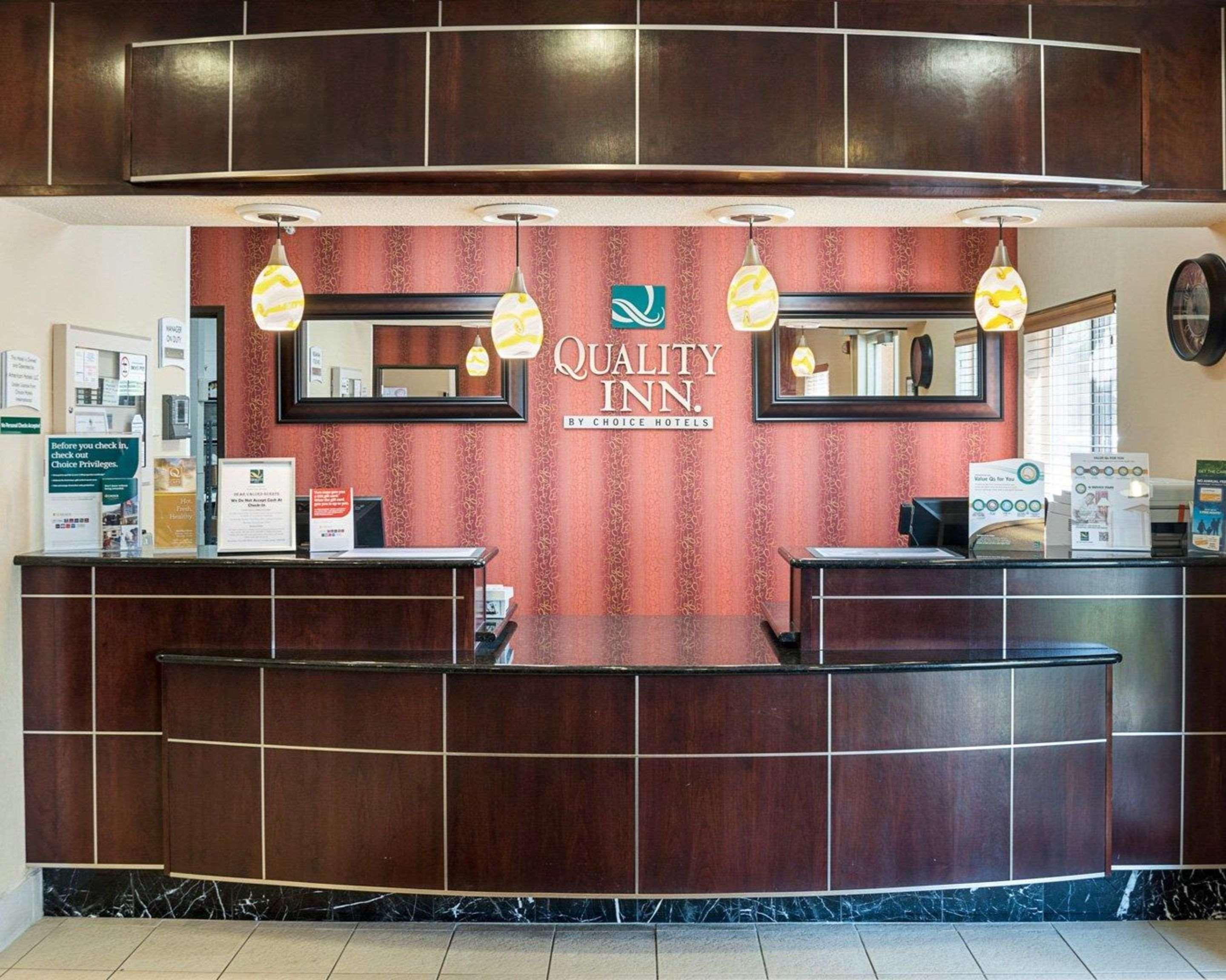 Quality Inn Brooklyn Center Exterior foto