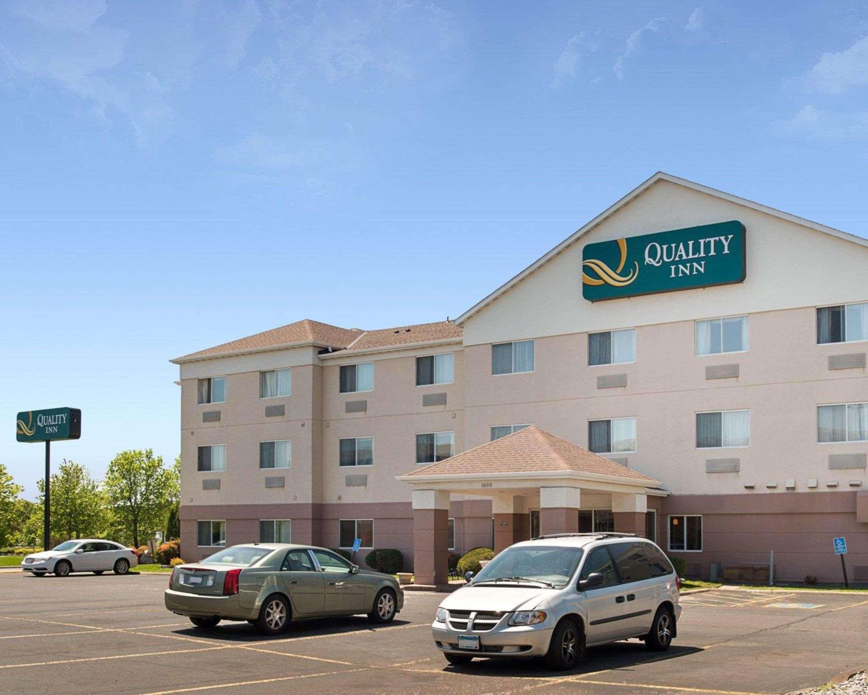 Quality Inn Brooklyn Center Exterior foto